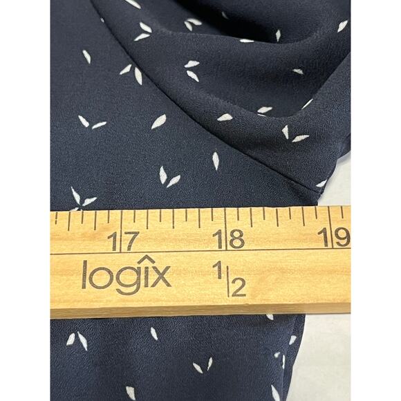 Banana Republic Classic Fit Oversized Button Up Top Drapey Abstract Blue Small - Picture 6 of 13